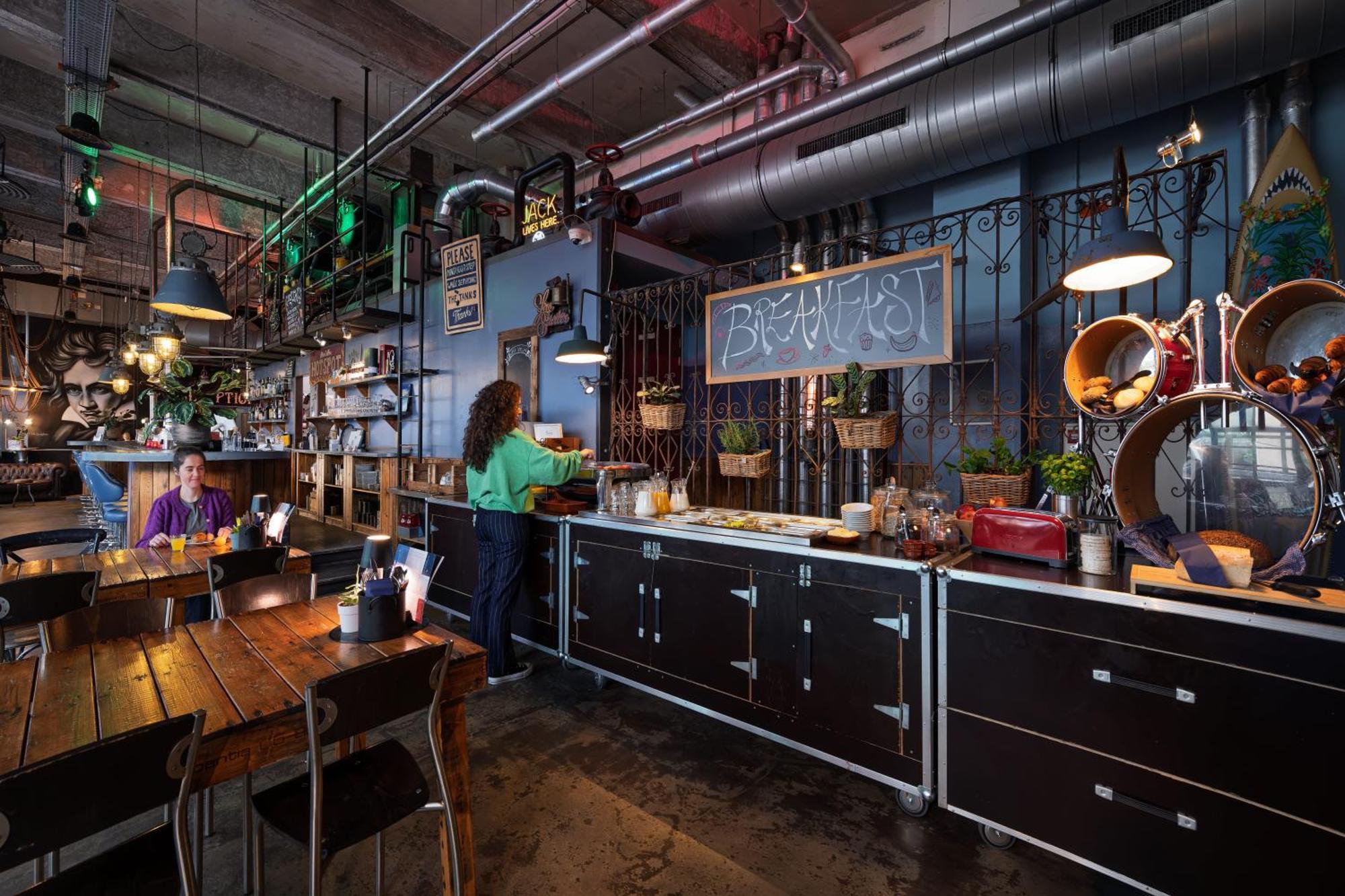 Stayokay Hostel Eindhoven - Blue Collar Exteriör bild
