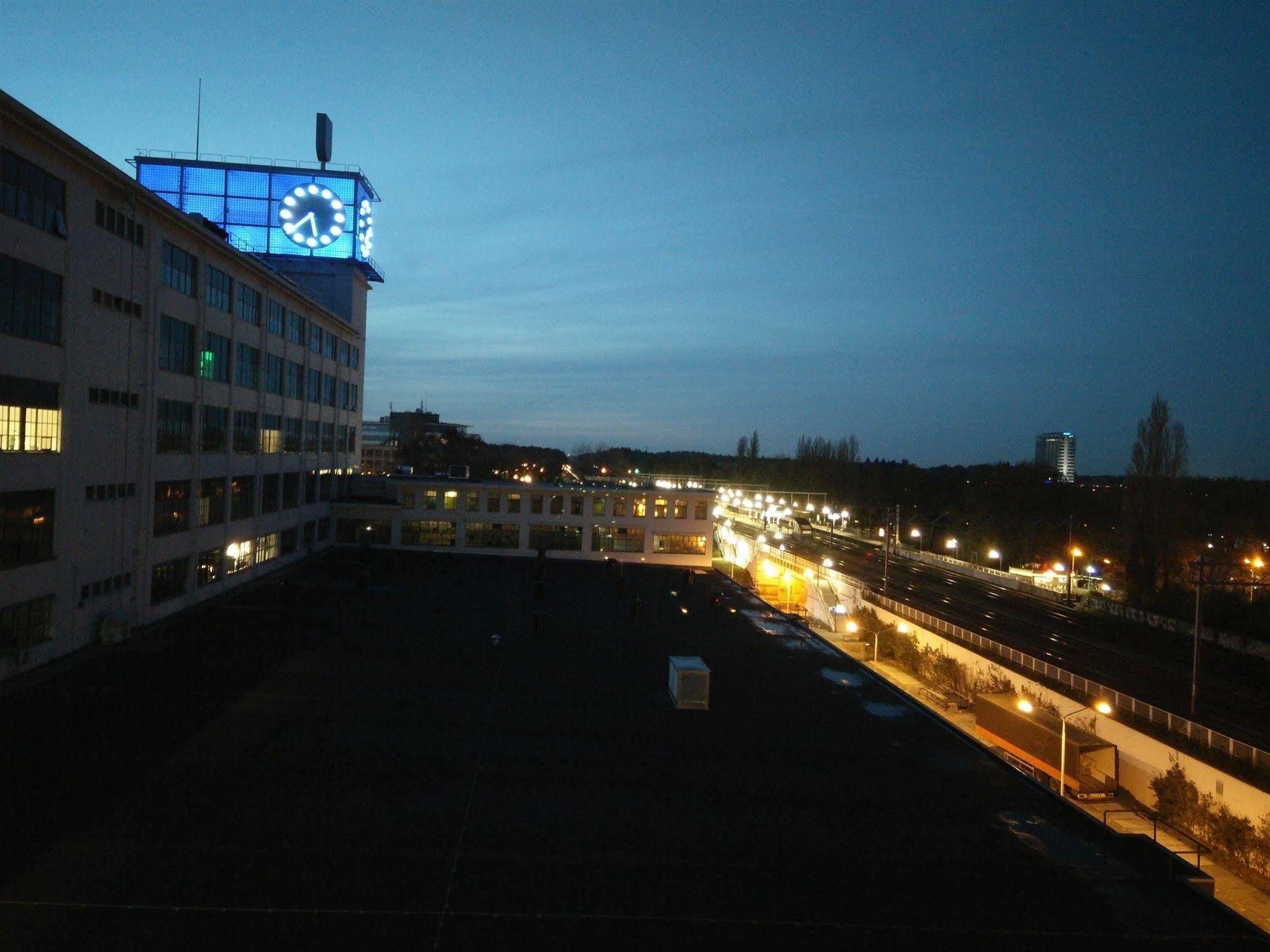 Stayokay Hostel Eindhoven - Blue Collar Exteriör bild