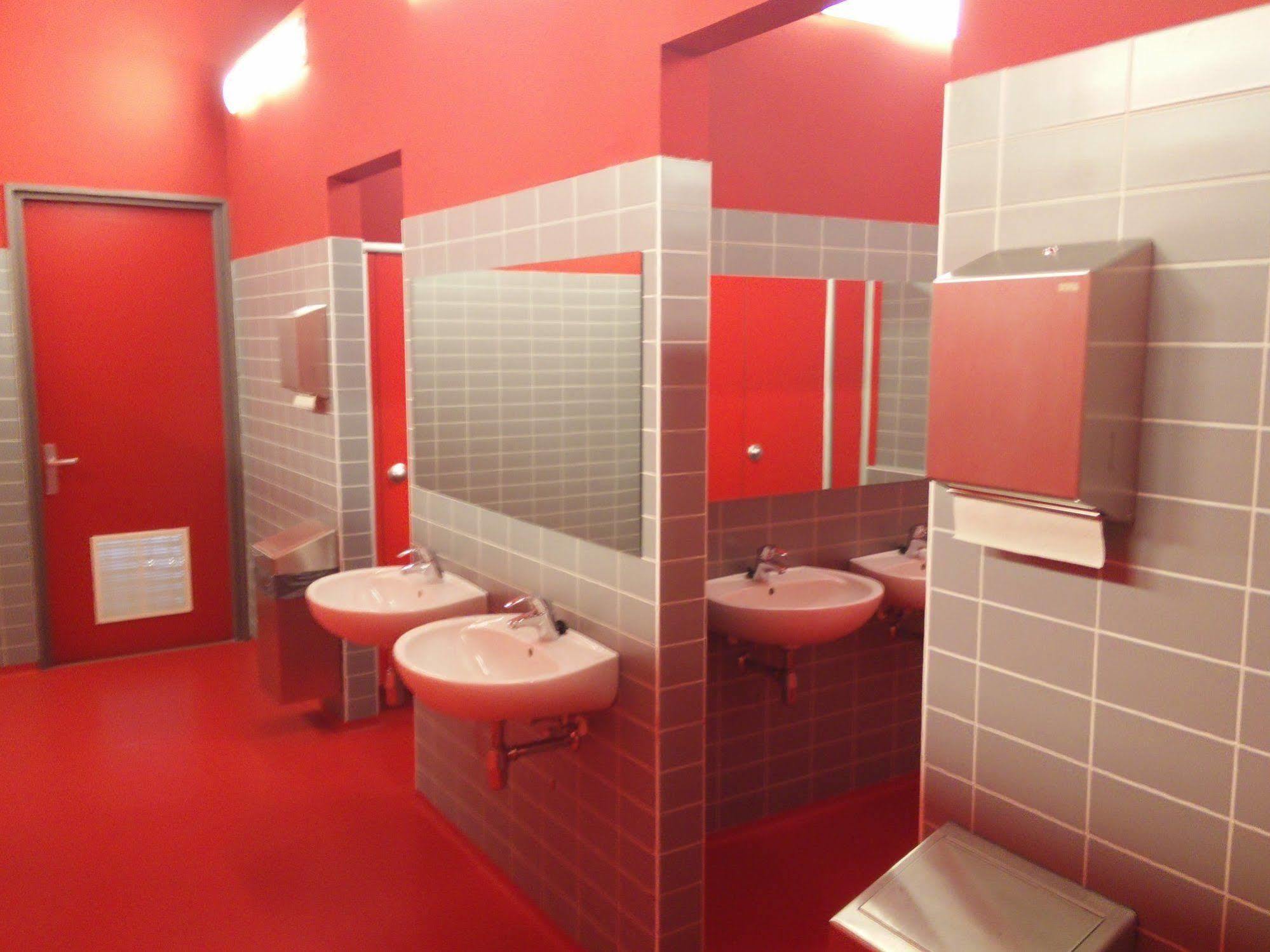 Stayokay Hostel Eindhoven - Blue Collar Exteriör bild